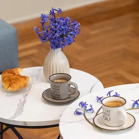 Relax Under Acropolis Apartment